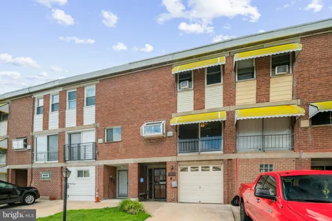 $175,000 | 6829 Lindbergh Blvd., Philadelphia, PA 19142