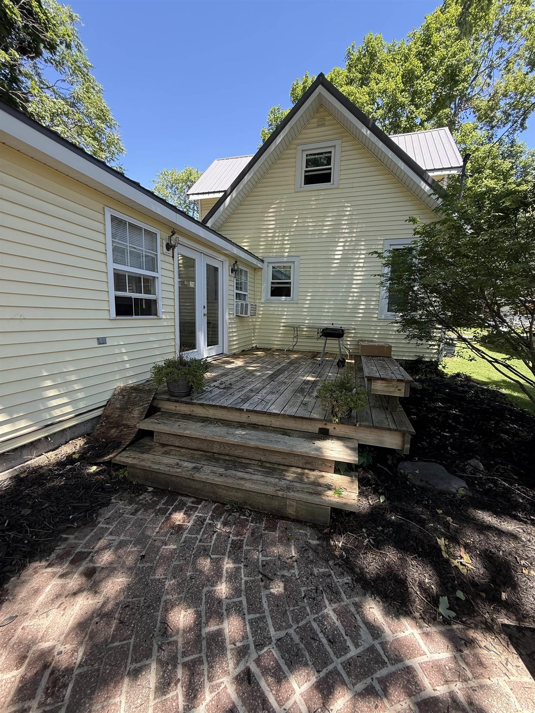 546 Charles Street Huntington, IN 46750 - Photo 16 of 25