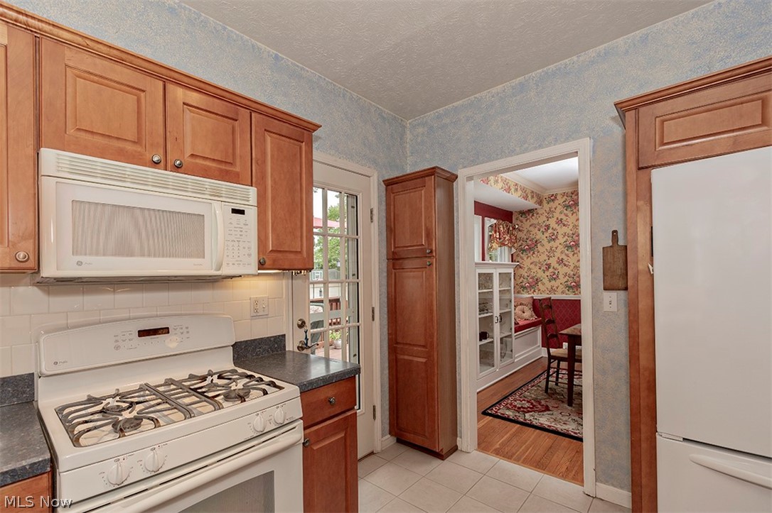 3283 Clarendon Road Cleveland, OH 44118 - Photo 20 of 34 Gallery Image 20