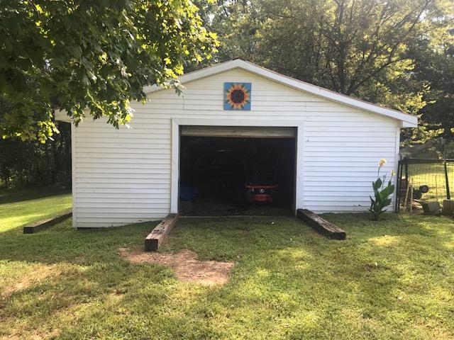 11665 Owens Chapel Road Springfield, TN 37172 - Photo 18 of 25 a view of a house with a yard