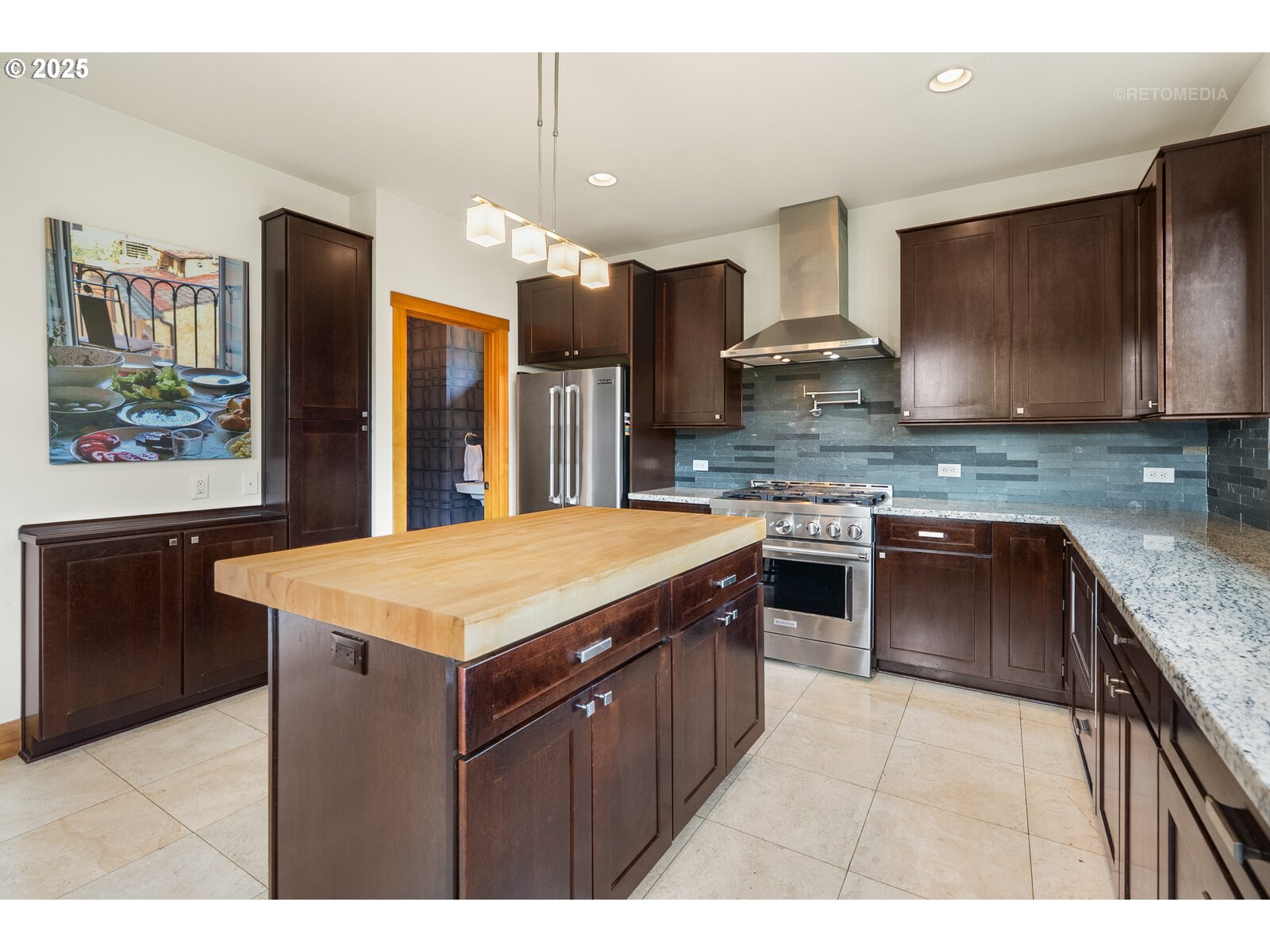 7604 South Hood Avenue Portland, OR 97219 - Photo 13 of 43