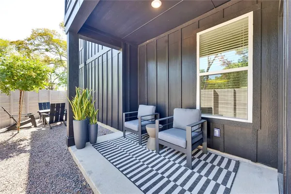 a view of a garage