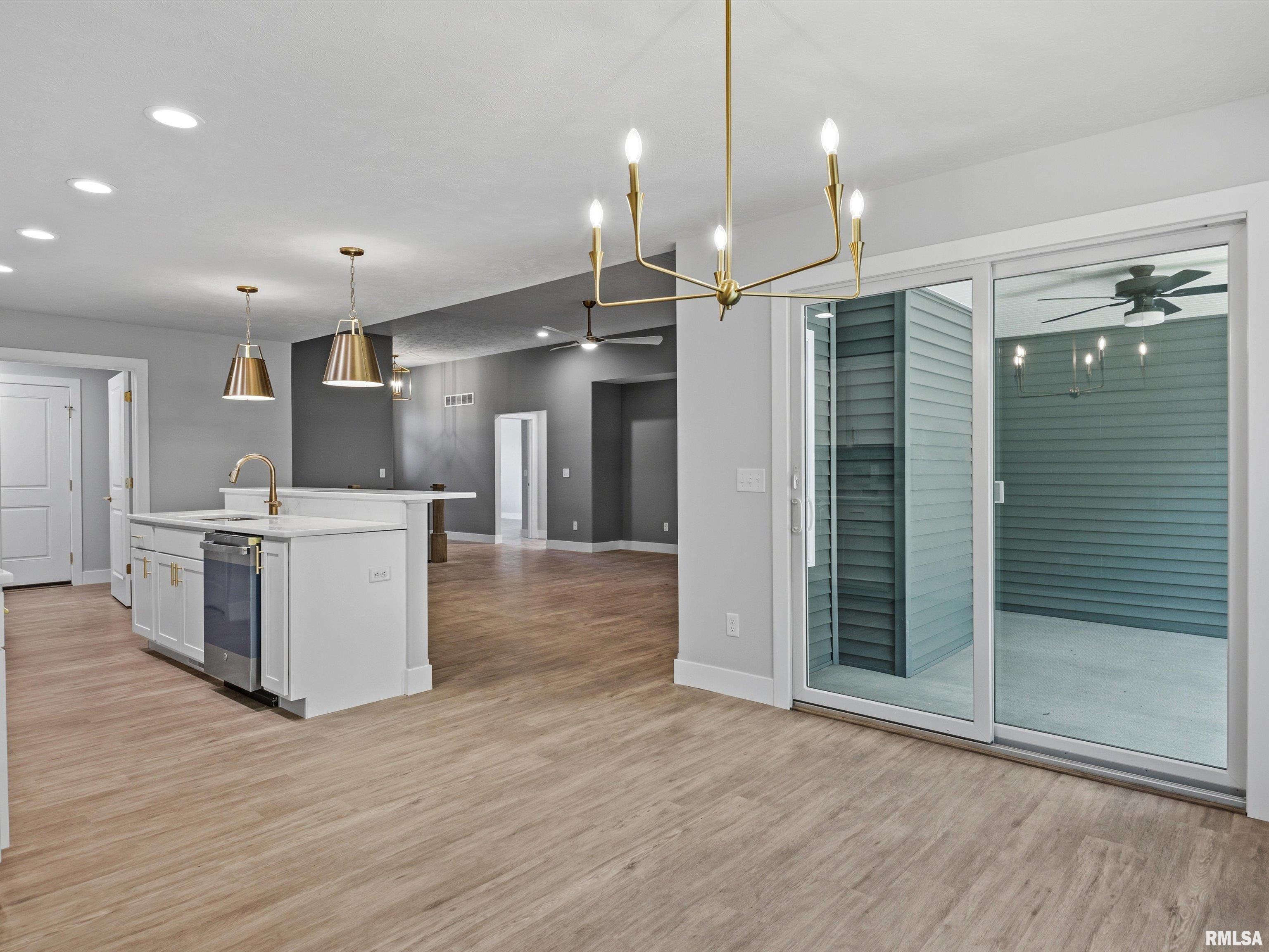 1701 Ambleside Drive Springfield, IL 62711 - Photo 15 of 42