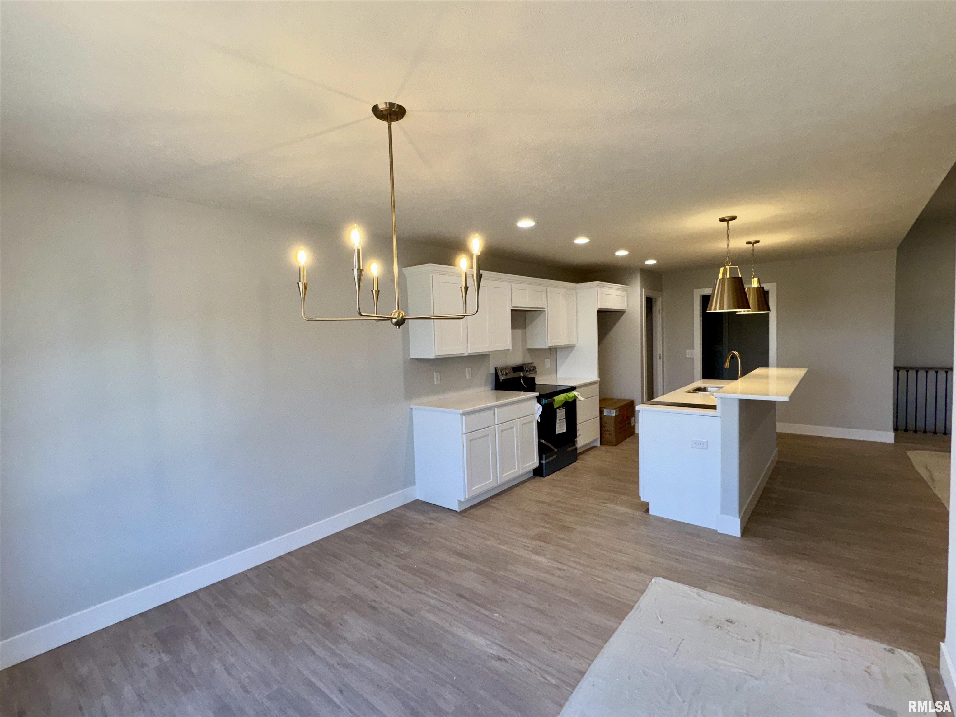 1701 Ambleside Drive Springfield, IL 62711 - Photo 19 of 35