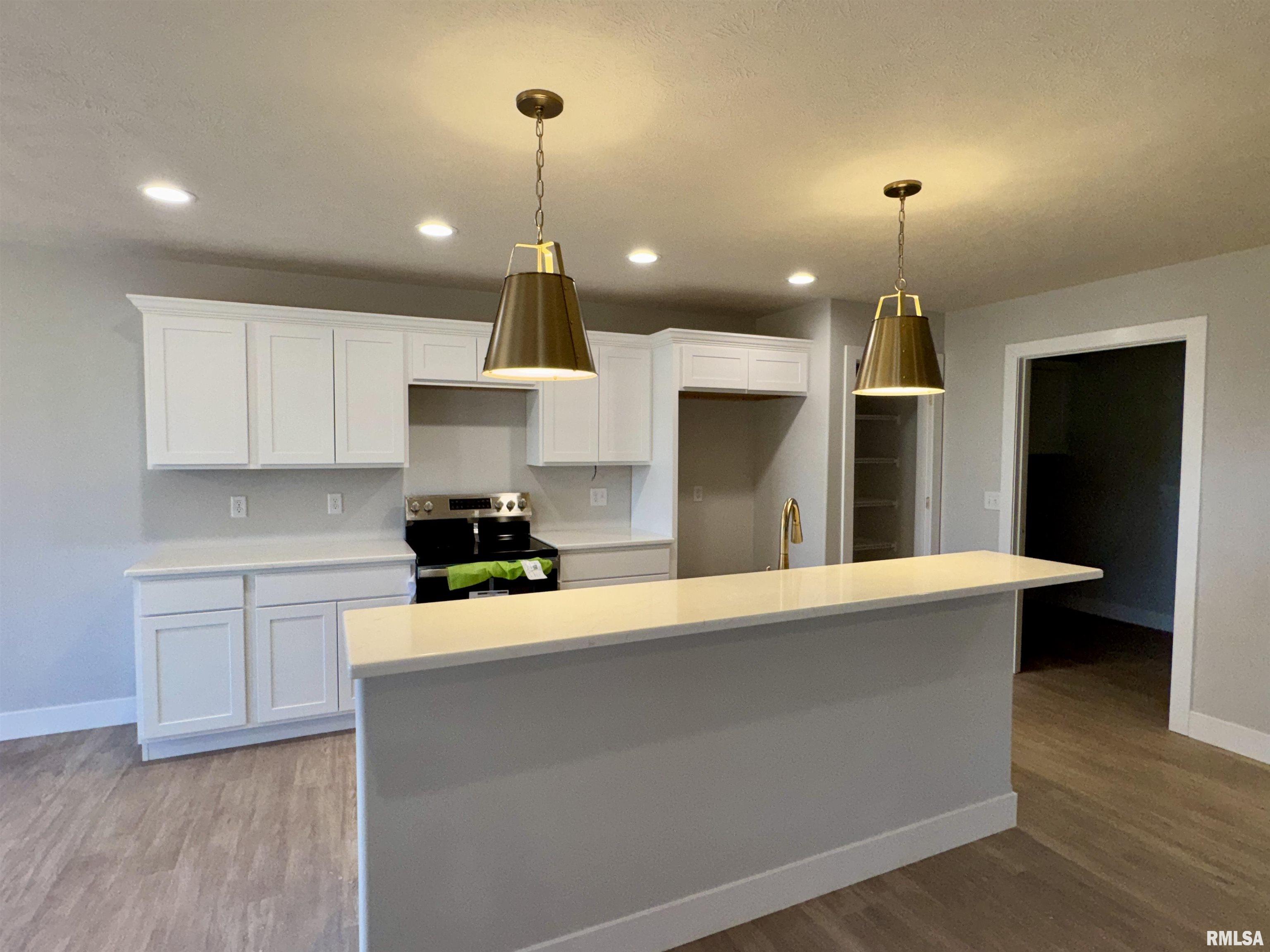 1701 Ambleside Drive Springfield, IL 62711 - Photo 21 of 35