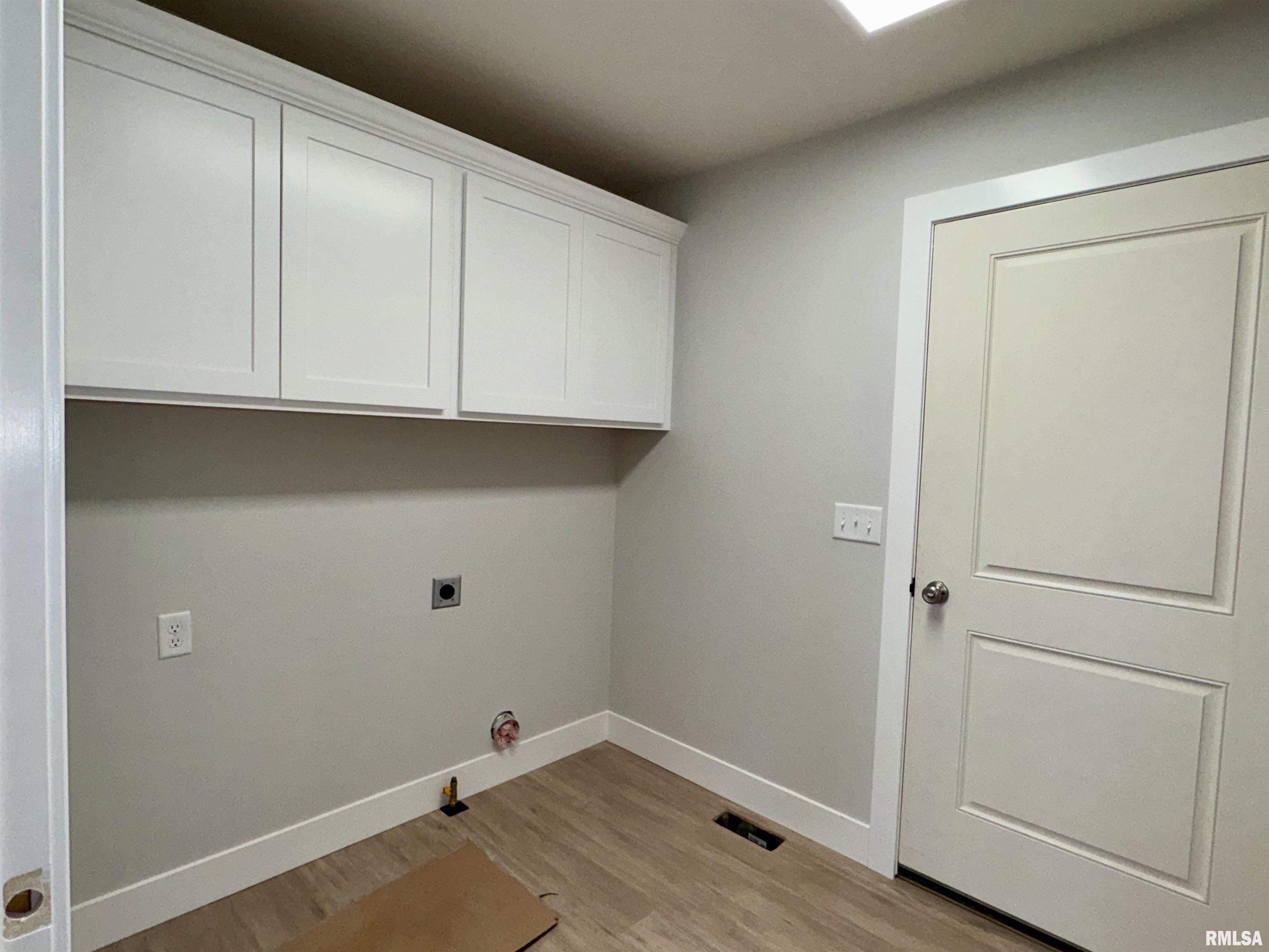 1701 Ambleside Drive Springfield, IL 62711 - Photo 22 of 35