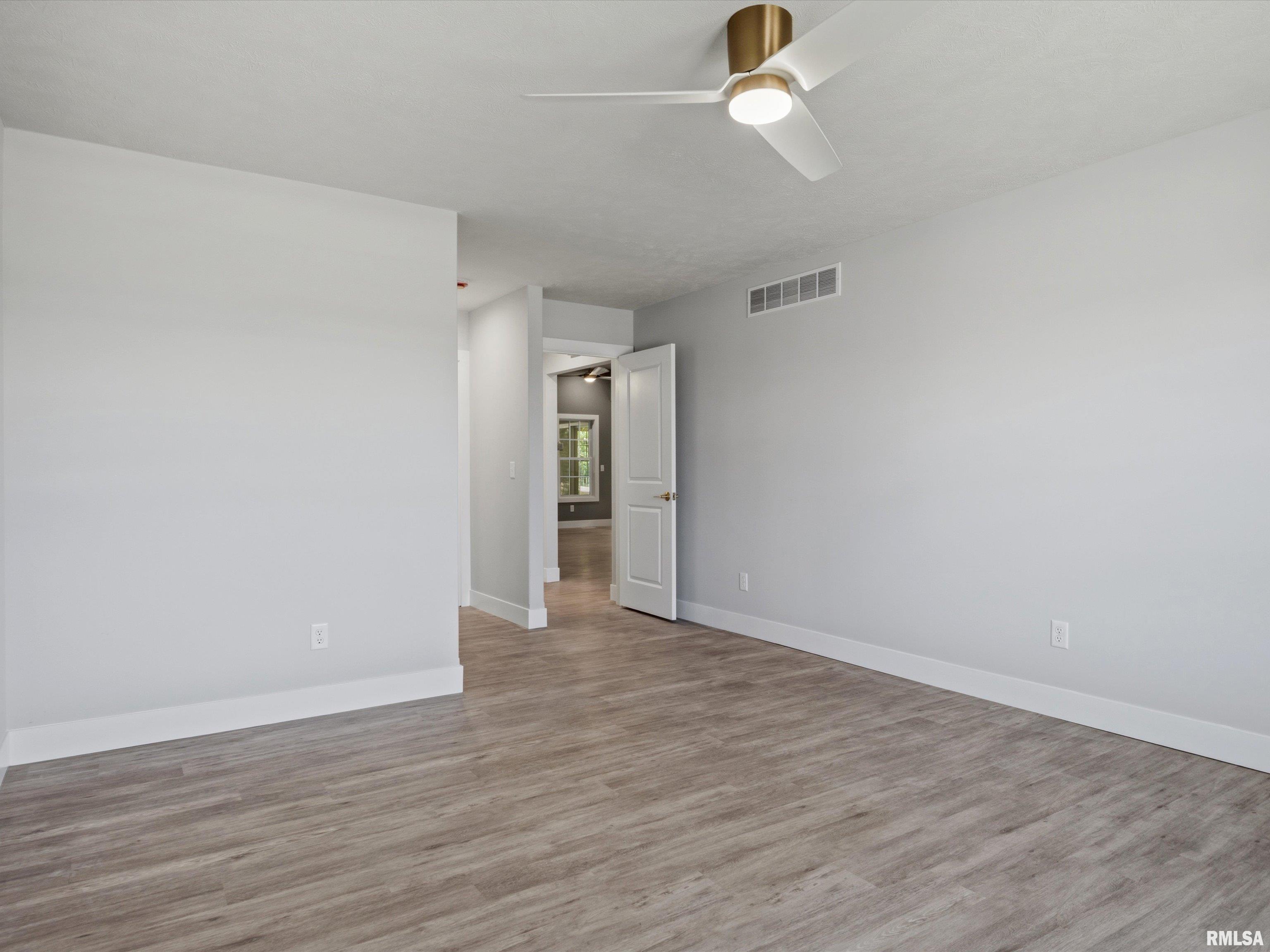 1701 Ambleside Drive Springfield, IL 62711 - Photo 28 of 42