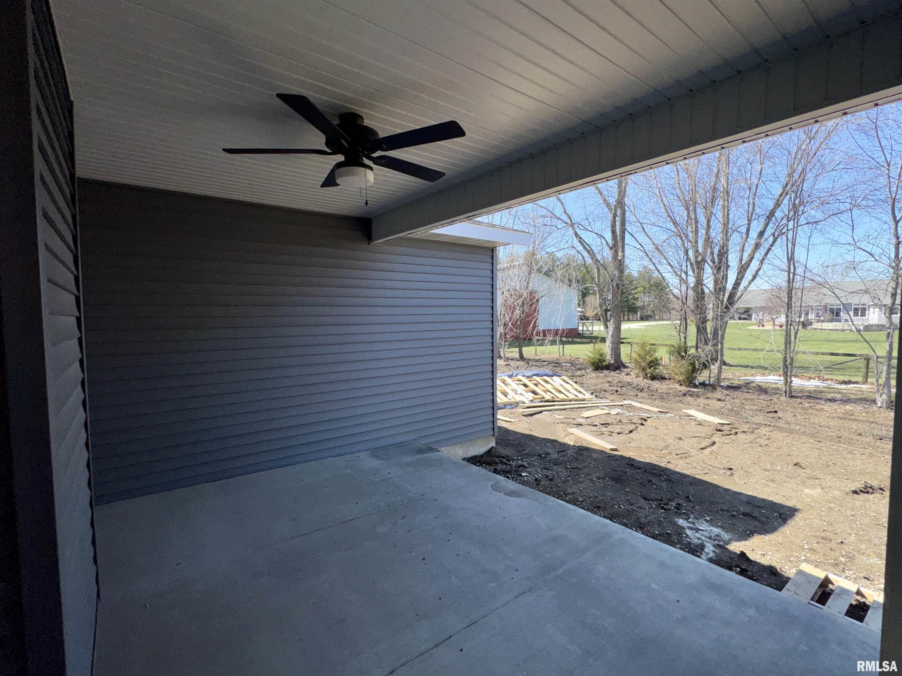 1701 Ambleside Drive Springfield, IL 62711 - Photo 3 of 35