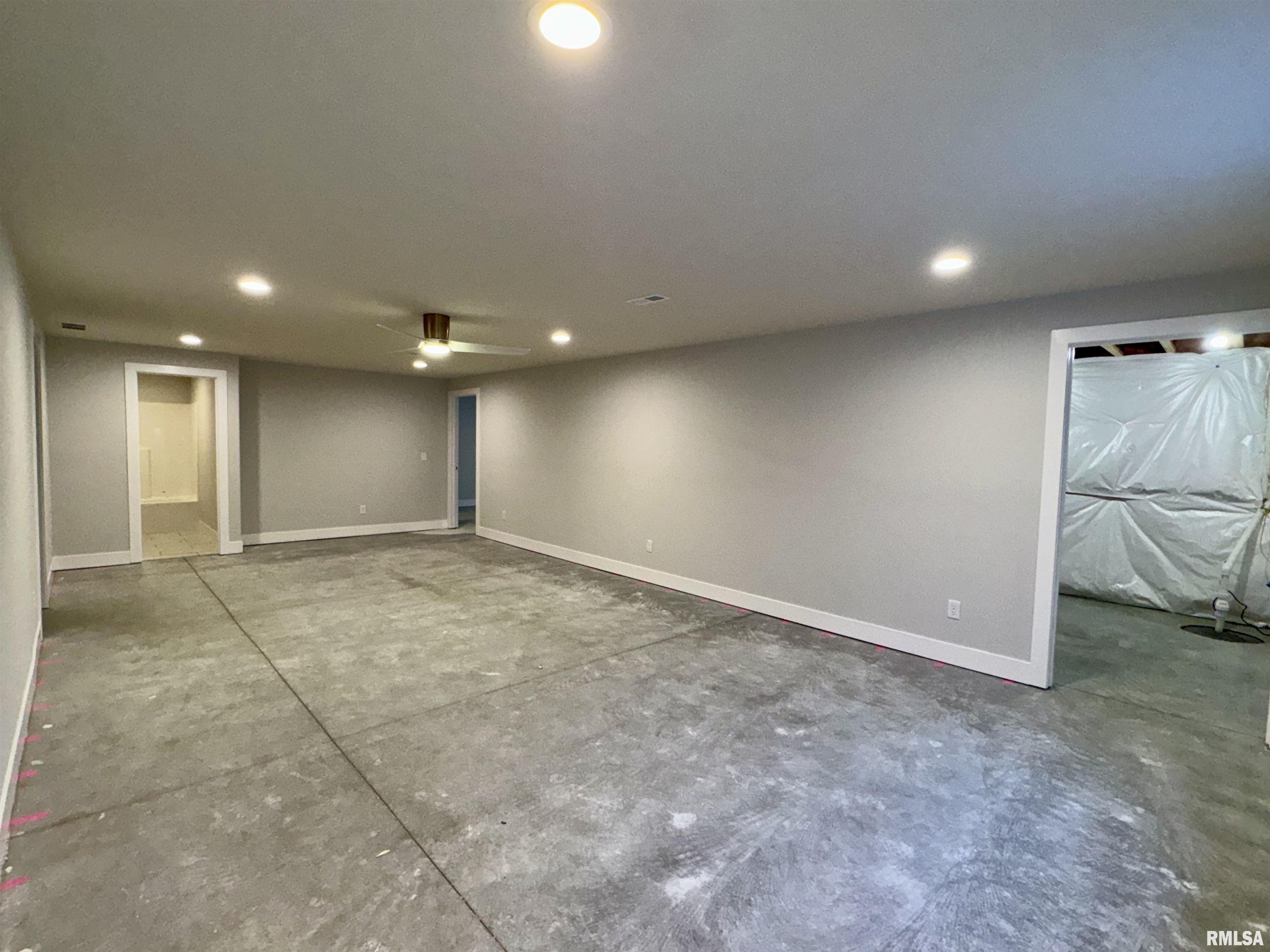 1701 Ambleside Drive Springfield, IL 62711 - Photo 31 of 35