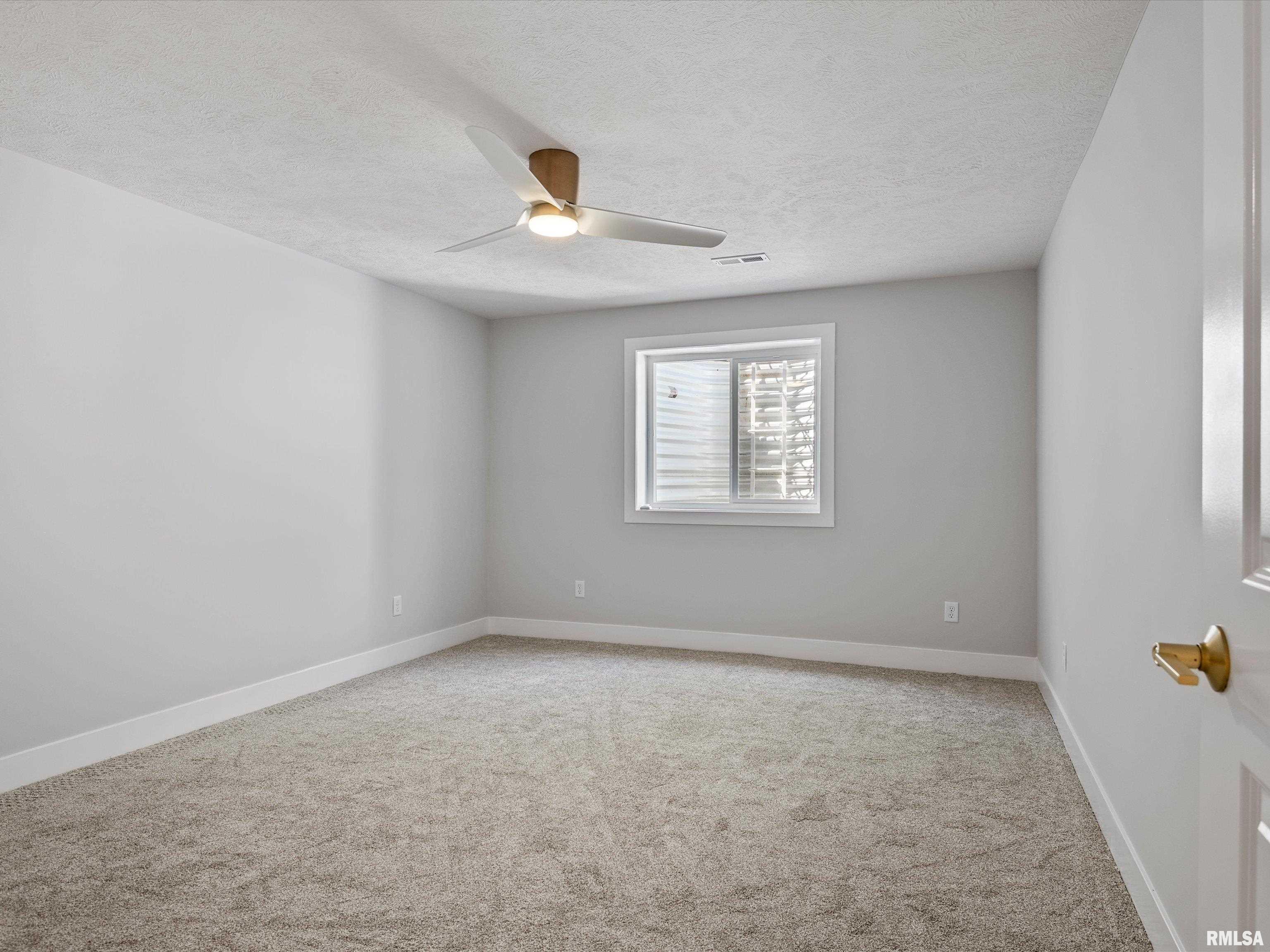 1701 Ambleside Drive Springfield, IL 62711 - Photo 33 of 42