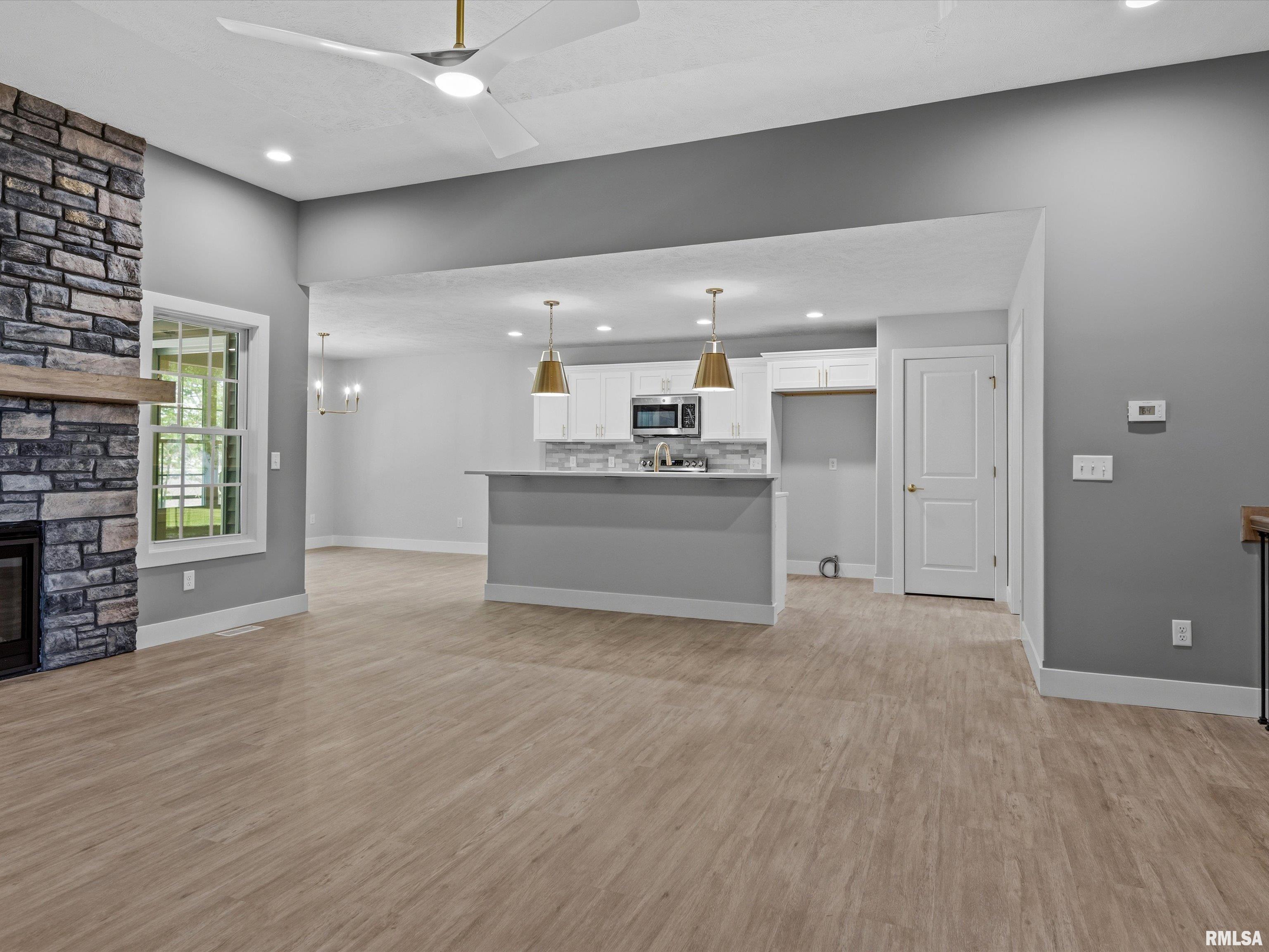 1701 Ambleside Drive Springfield, IL 62711 - Photo 6 of 42