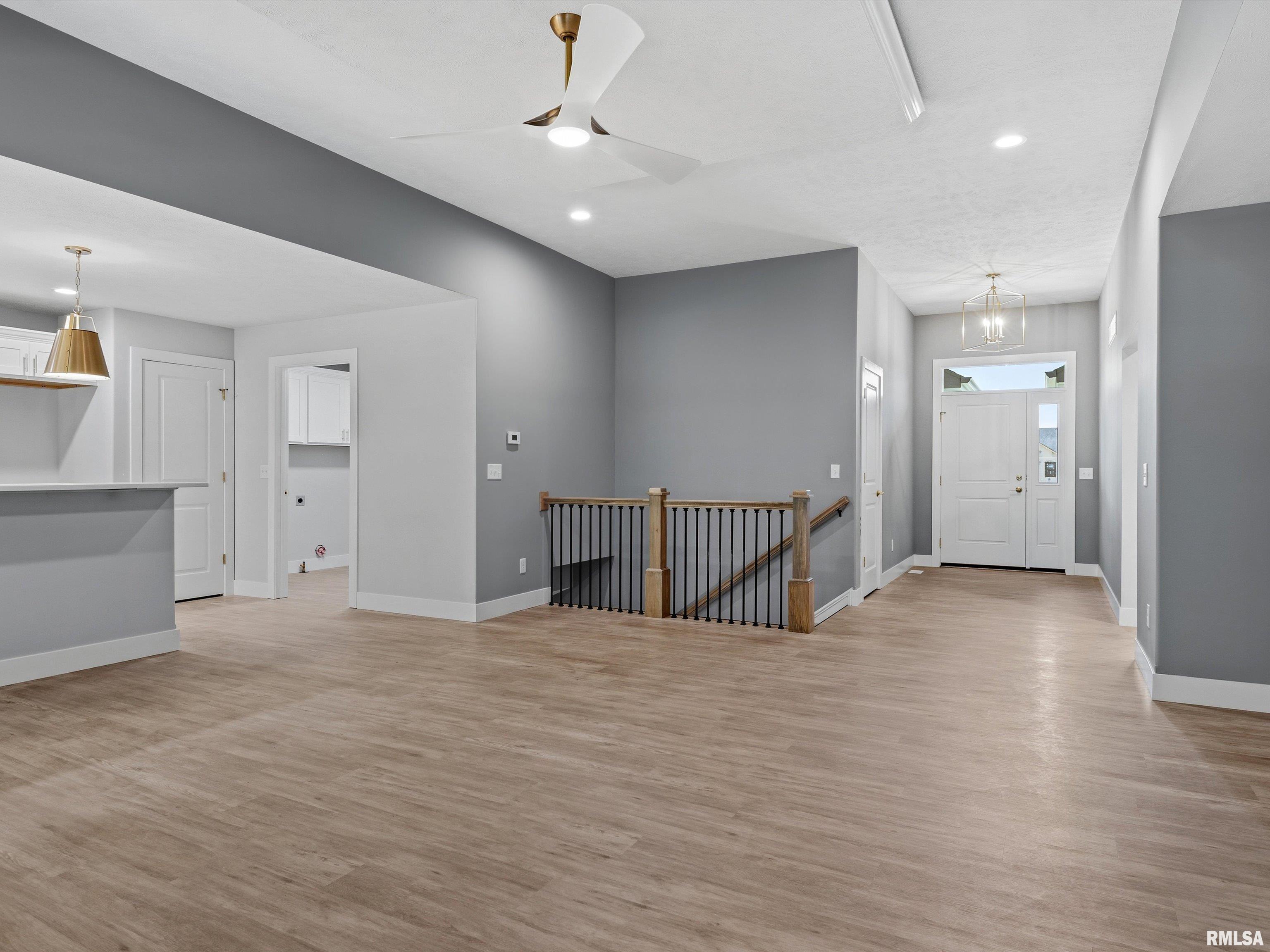 1701 Ambleside Drive Springfield, IL 62711 - Photo 7 of 42