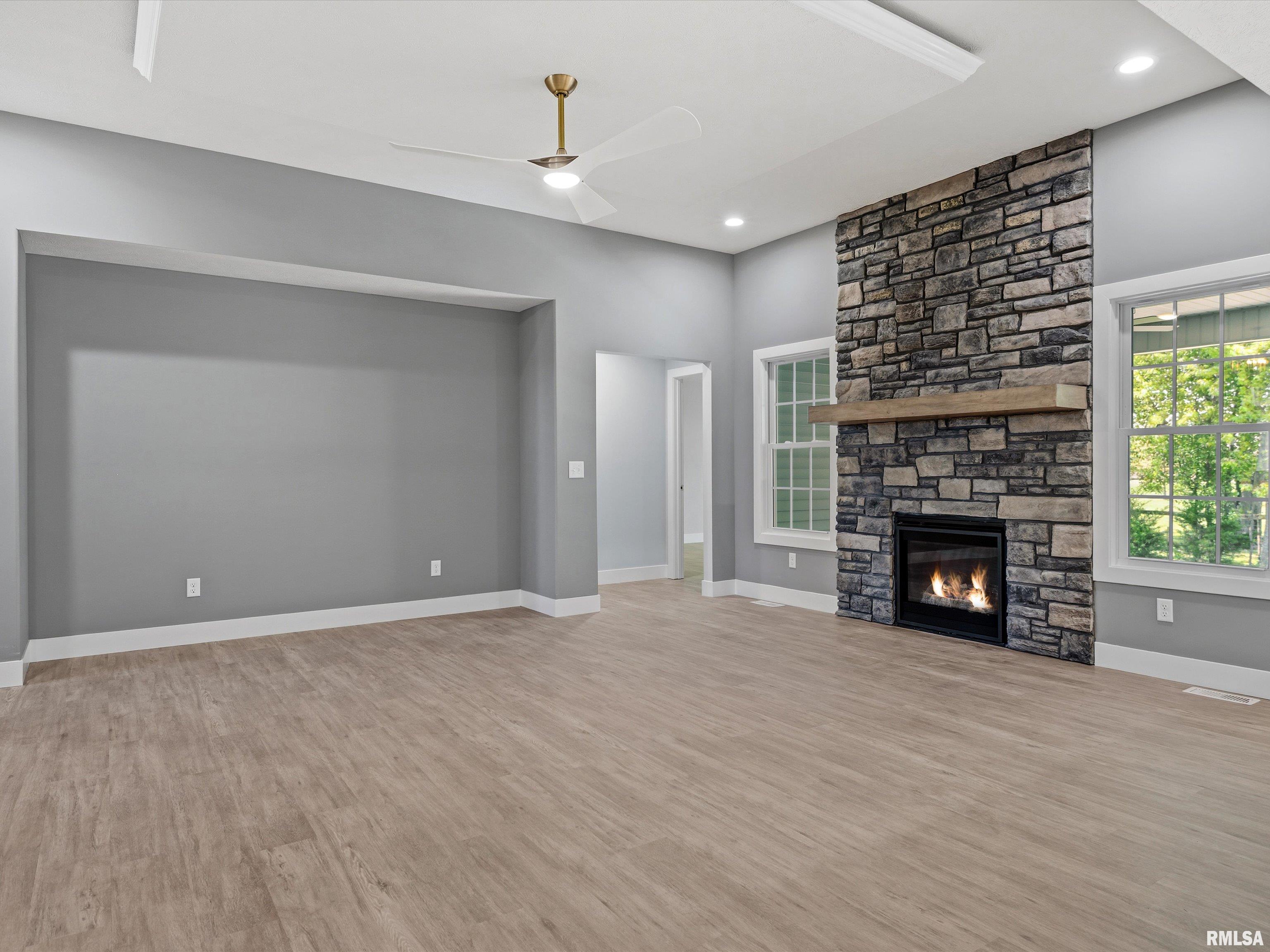 1701 Ambleside Drive Springfield, IL 62711 - Photo 9 of 42