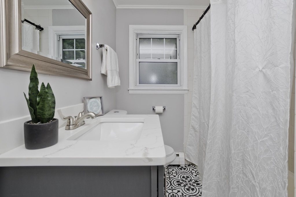 38 Westbrook Road South Hadley, MA 01075 - Photo 23 of 40 Gallery Image 23