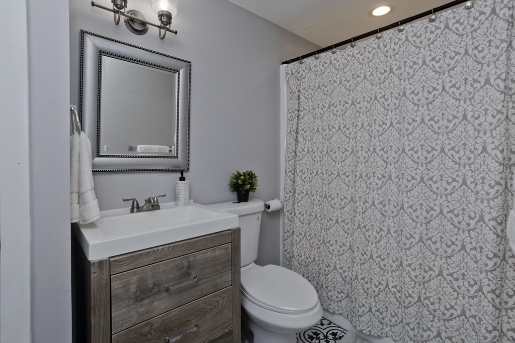 38 Westbrook Road South Hadley, MA 01075 - Photo 30 of 40 Gallery Image 30