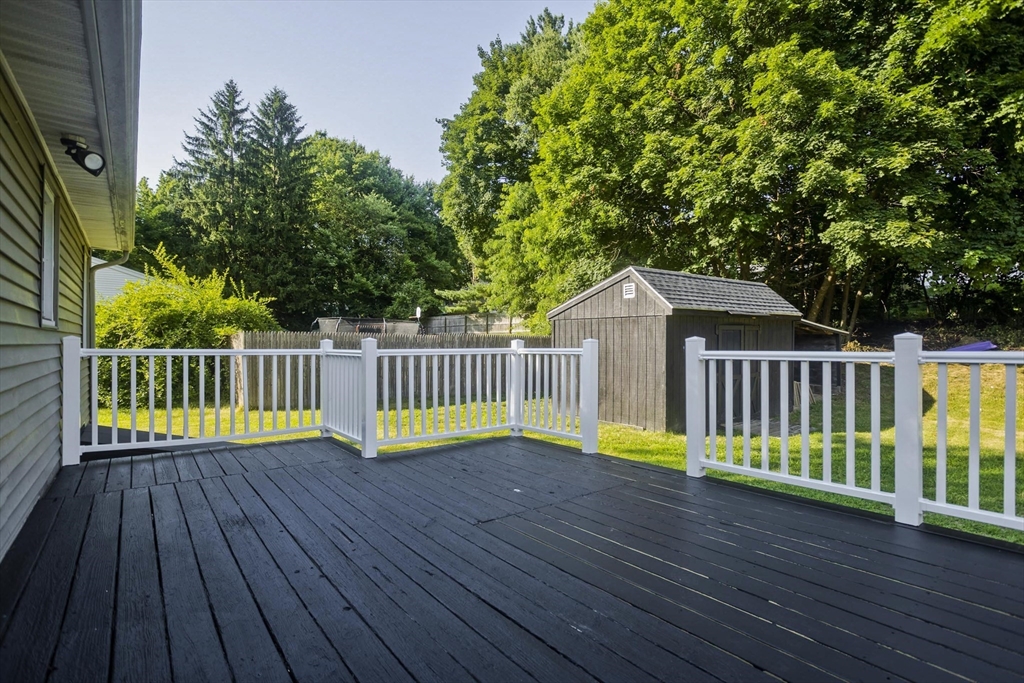 38 Westbrook Road South Hadley, MA 01075 - Photo 35 of 40 Gallery Image 35