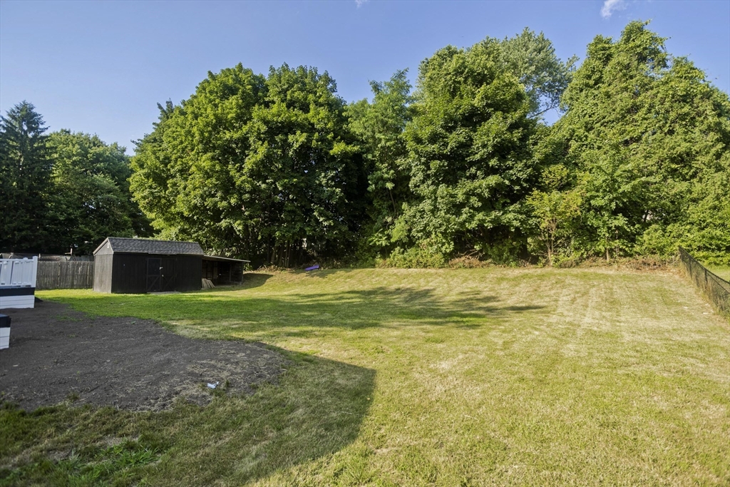38 Westbrook Road South Hadley, MA 01075 - Photo 39 of 40 Gallery Image 39