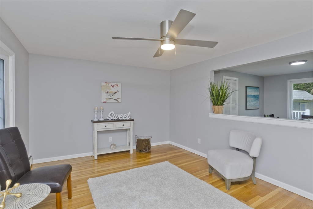 38 Westbrook Road South Hadley, MA 01075 - Photo 5 of 40 Gallery Image 5