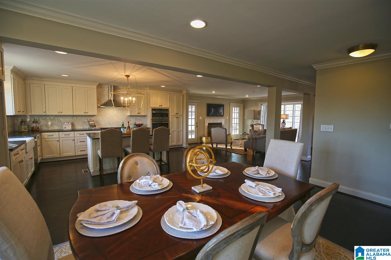 3137 North Woodridge Road Birmingham, AL 35223 - Photo 7 of 34
