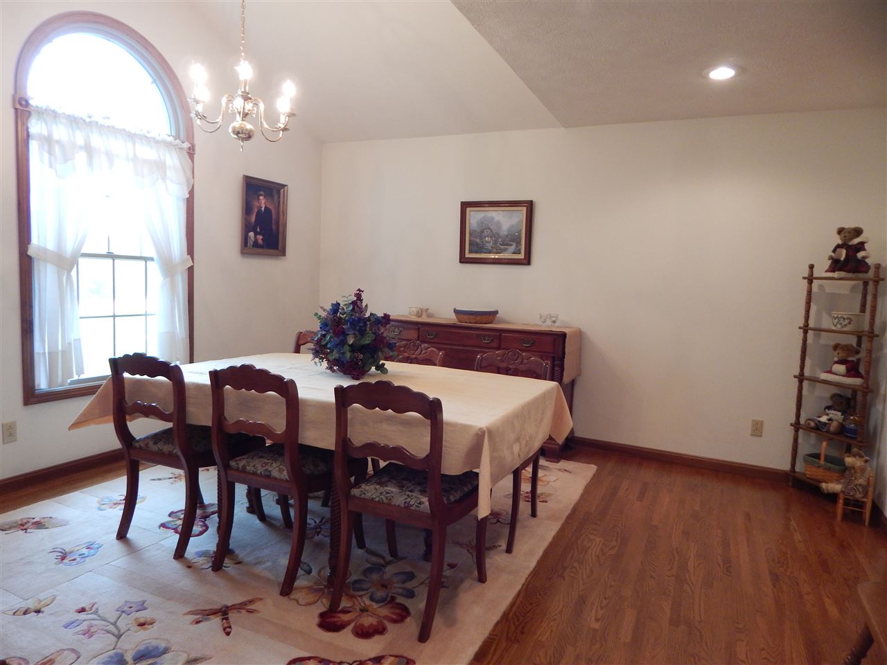 407 Randy Smith Drive Springville, IN 47462 - Photo 3 of 35