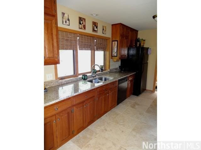 1937 Oakland Road Minnetonka, MN 55305 - Photo 6 of 10 Gallery Image 6