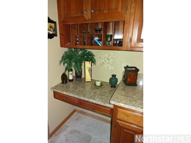 1937 Oakland Road Minnetonka, MN 55305 - Photo 7 of 10 Gallery Image 7