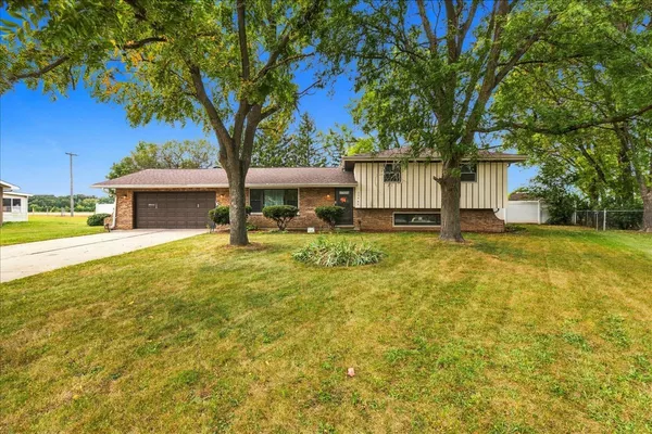 $389,000 | 23949 West Plainsman Circle, Plainfield, IL 60586