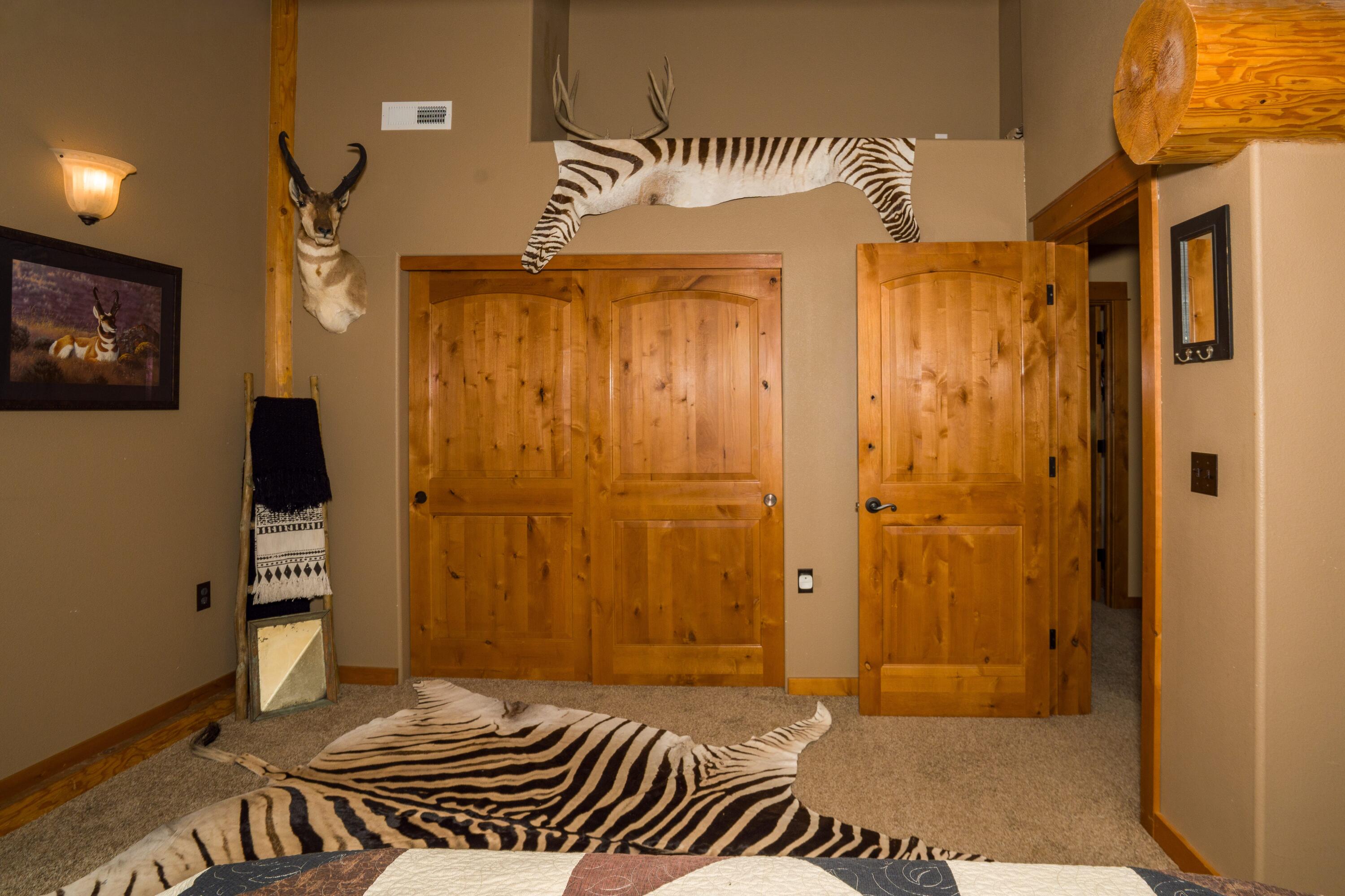 53232 Upper Rhea Creek Road Heppner, OR 97836 - Photo 13 of 40 upstair bedroom closet oregon thorn cree