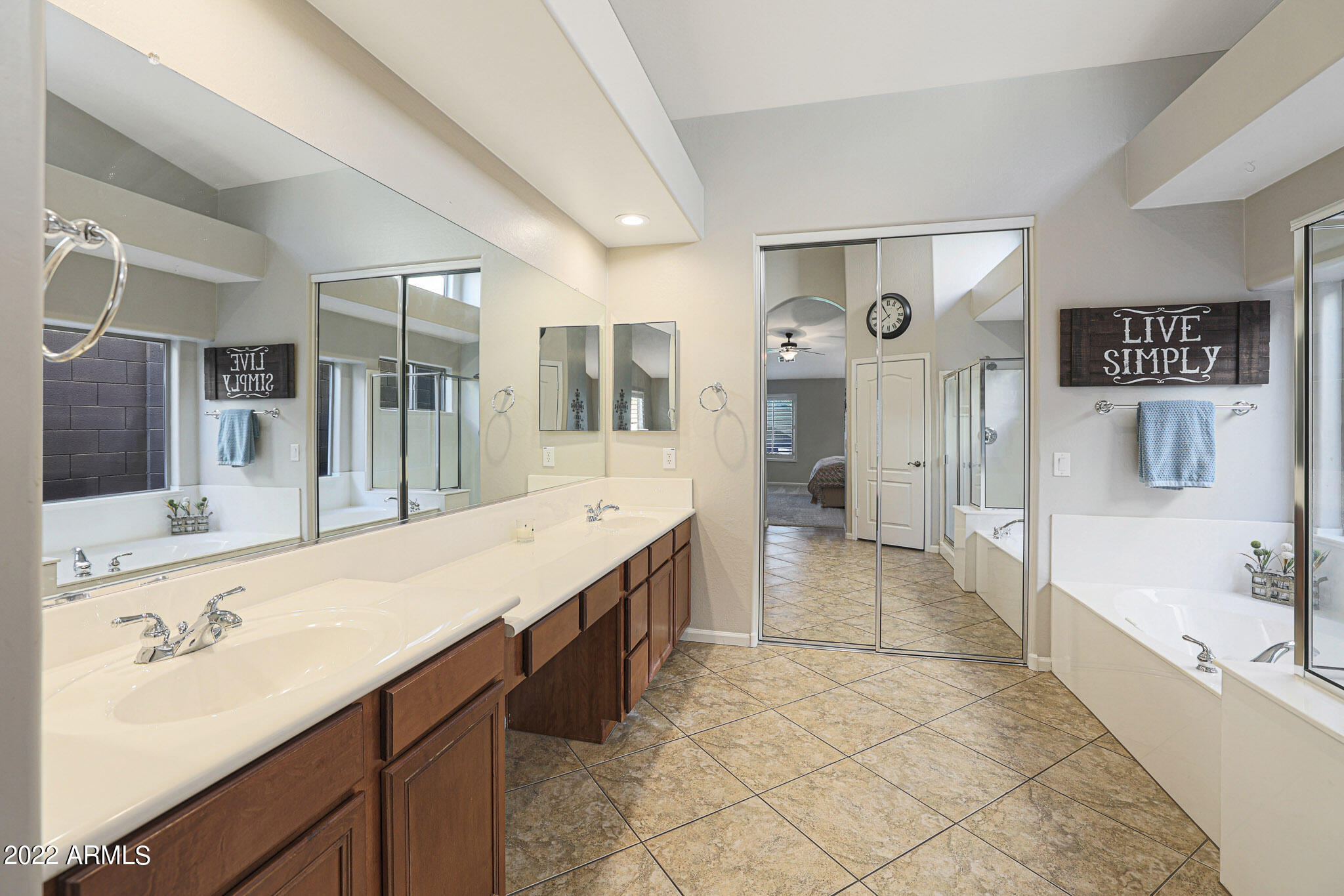 2017 West Caleb Road Phoenix, AZ 85085 - Photo 10 of 47 B (96)