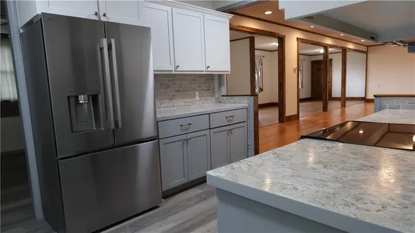 $305,000 | 13975 Northwest 31st Highway, Garnett, KS 66032