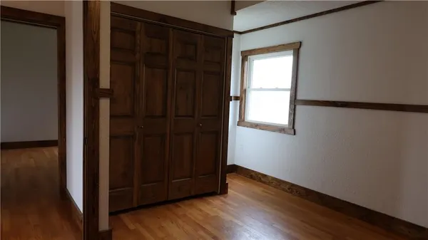 $305,000 | 13975 Northwest 31st Highway, Garnett, KS 66032