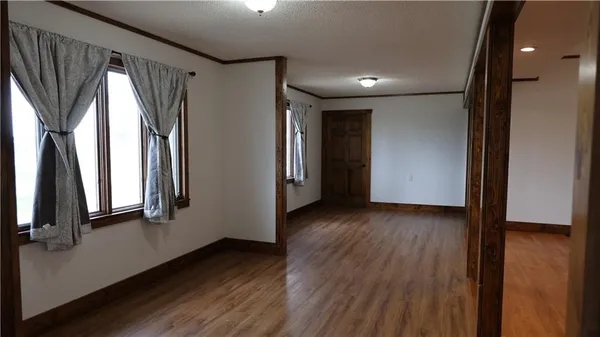 $305,000 | 13975 Northwest 31st Highway, Garnett, KS 66032