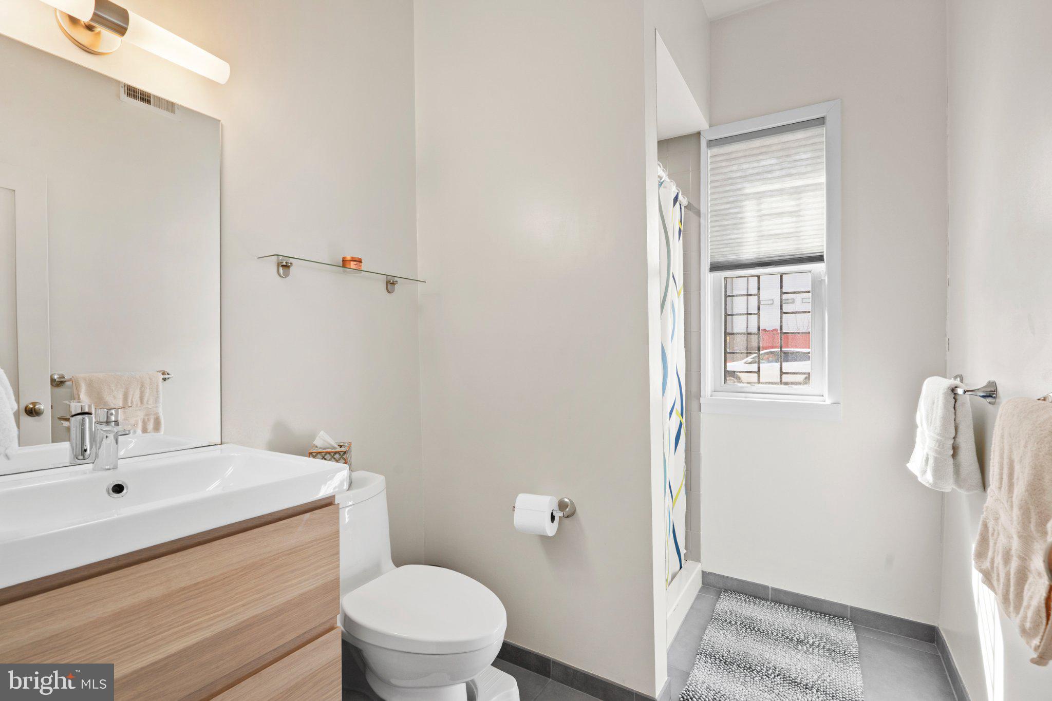 116 League Street Philadelphia, PA 19147 - Photo 24 of 30 Modern bathroom with natural light.