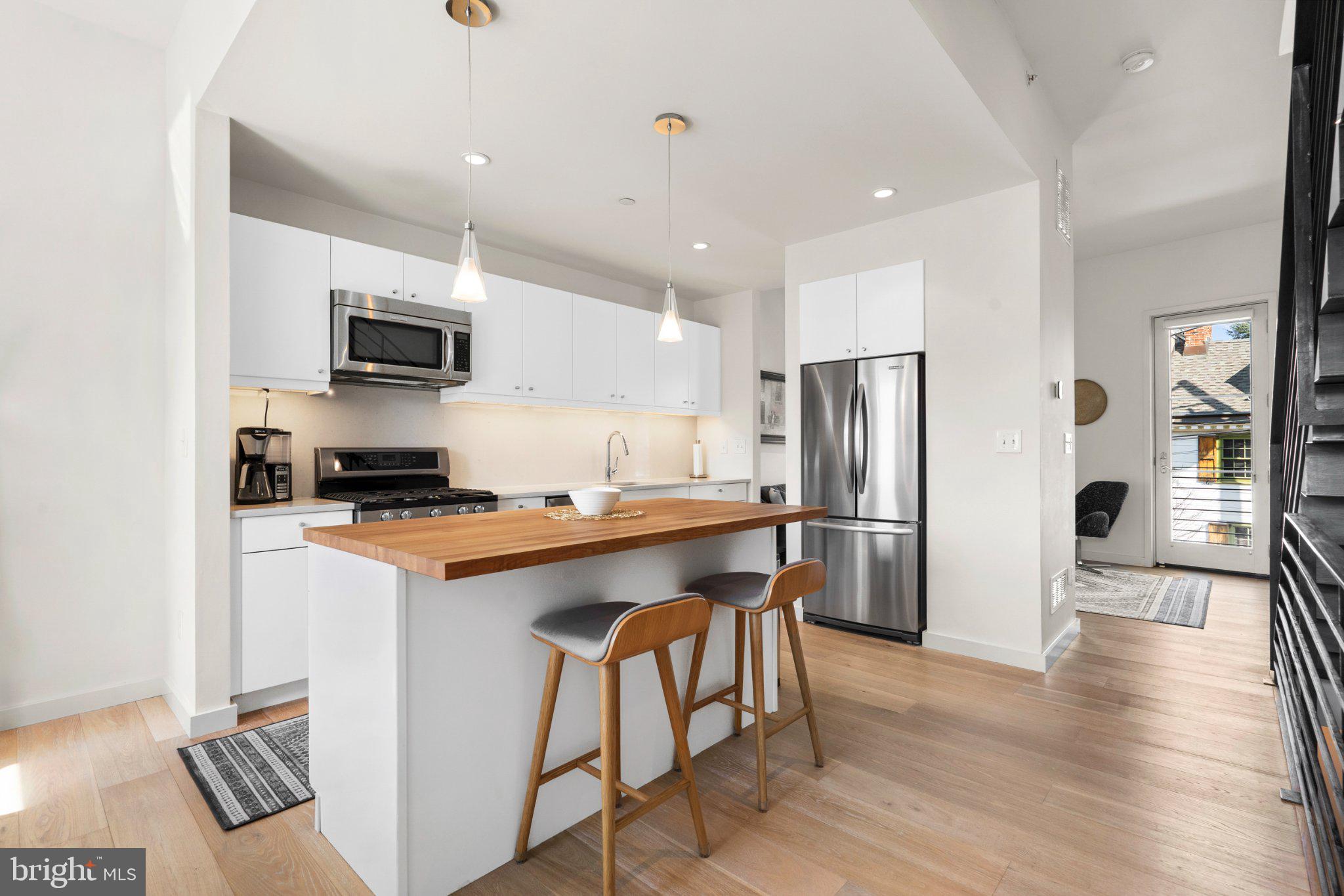 116 League Street Philadelphia, PA 19147 - Photo 5 of 30 Modern kitchen with sleek design.