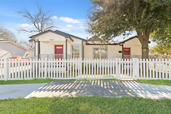 $1,850 | 802 East 33rd Street, Houston, TX 77022