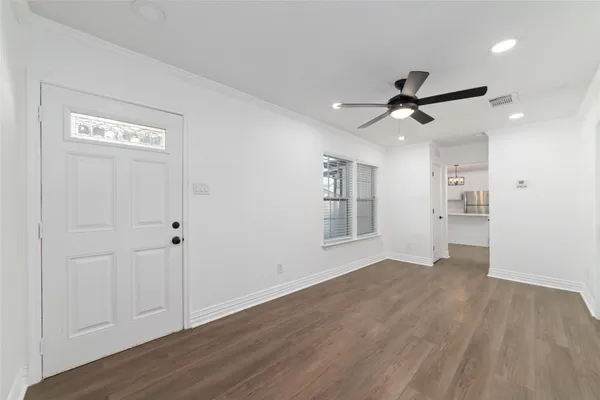 $1,850 | 802 East 33rd Street, Houston, TX 77022