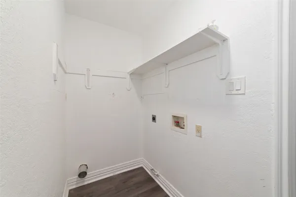 $1,850 | 802 East 33rd Street, Houston, TX 77022