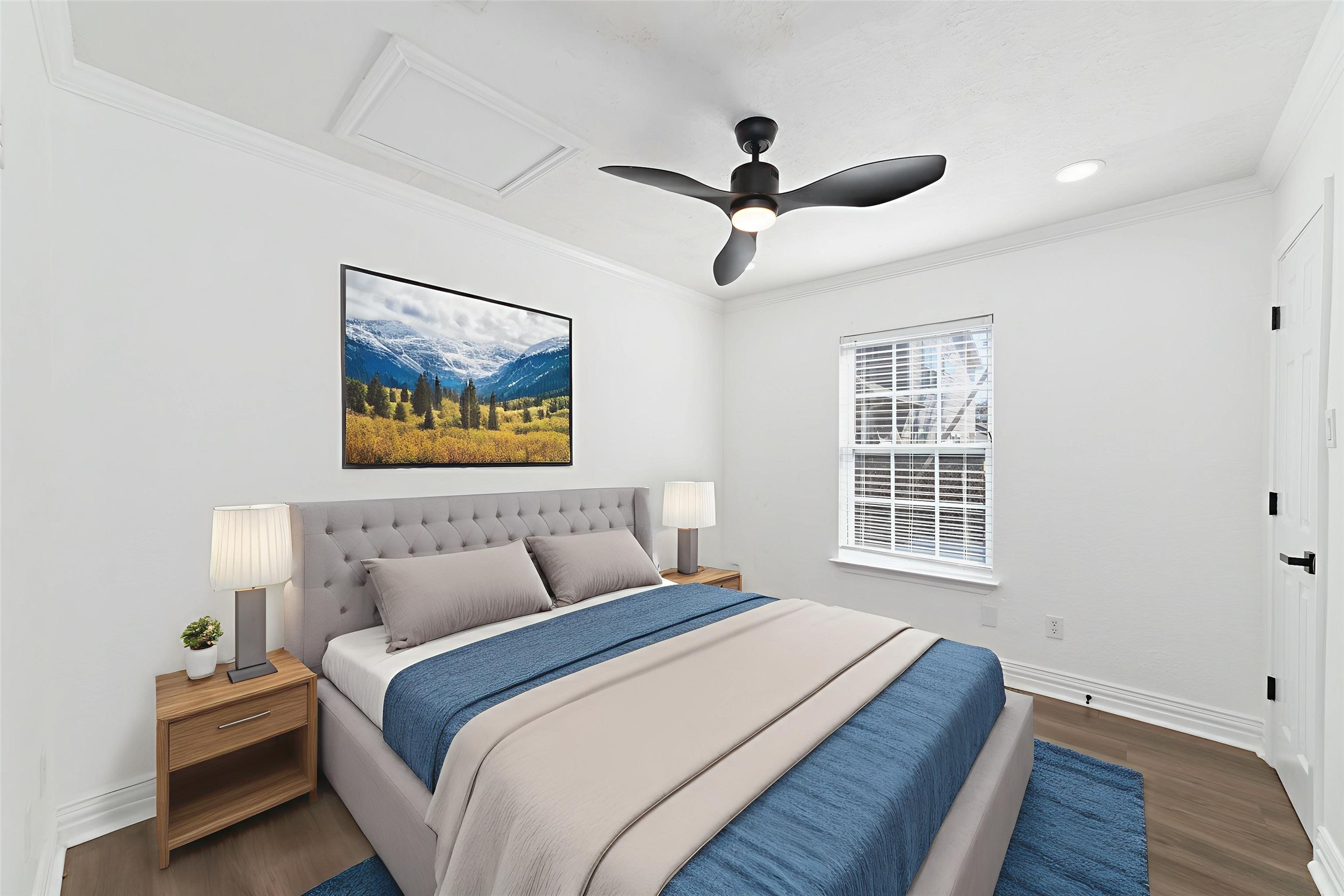 802 East 33rd Street Houston, TX 77022 - Photo 18 of 20 Bedroom 3 **VIRTUALLY STAGED**