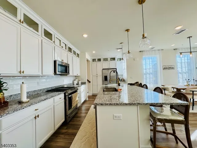 $4,000 | 52 Depot Way, Dunellen, NJ 08812