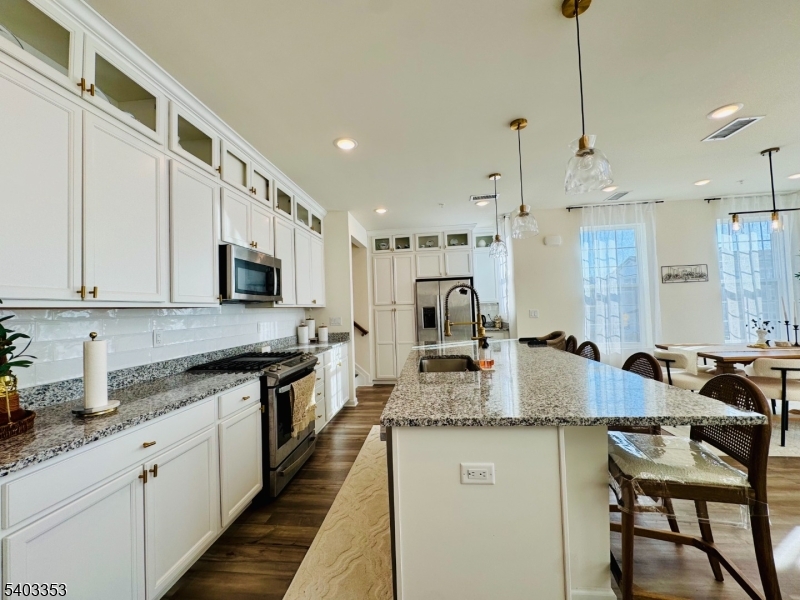 52 Depot Way Dunellen, NJ 08812 - Photo 15 of 50