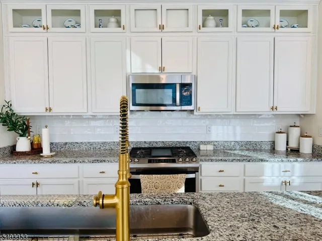 $4,000 | 52 Depot Way, Dunellen, NJ 08812