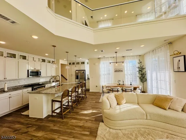 $4,000 | 52 Depot Way, Dunellen, NJ 08812