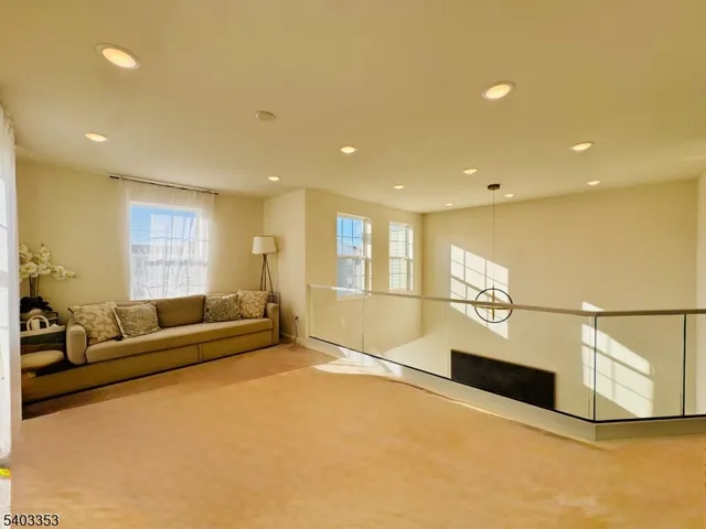 $4,000 | 52 Depot Way, Dunellen, NJ 08812