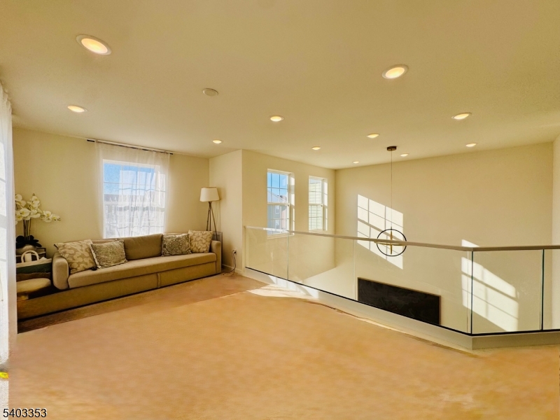 52 Depot Way Dunellen, NJ 08812 - Photo 22 of 50