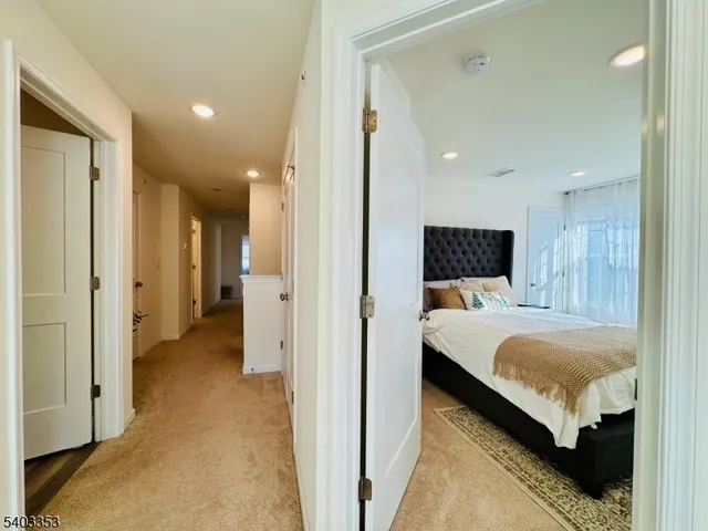 $4,000 | 52 Depot Way, Dunellen, NJ 08812