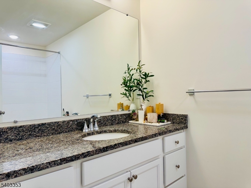 52 Depot Way Dunellen, NJ 08812 - Photo 33 of 50