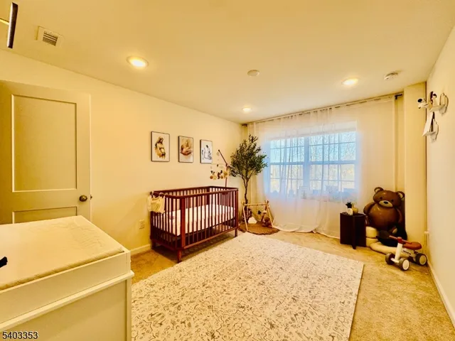 $4,000 | 52 Depot Way, Dunellen, NJ 08812