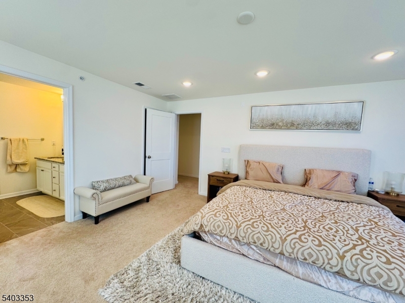 52 Depot Way Dunellen, NJ 08812 - Photo 40 of 50