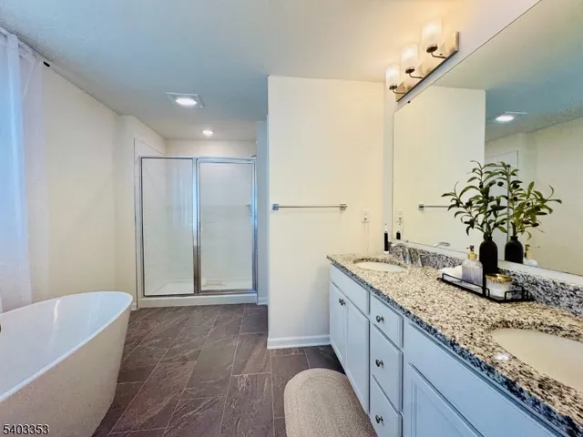 $4,000 | 52 Depot Way, Dunellen, NJ 08812