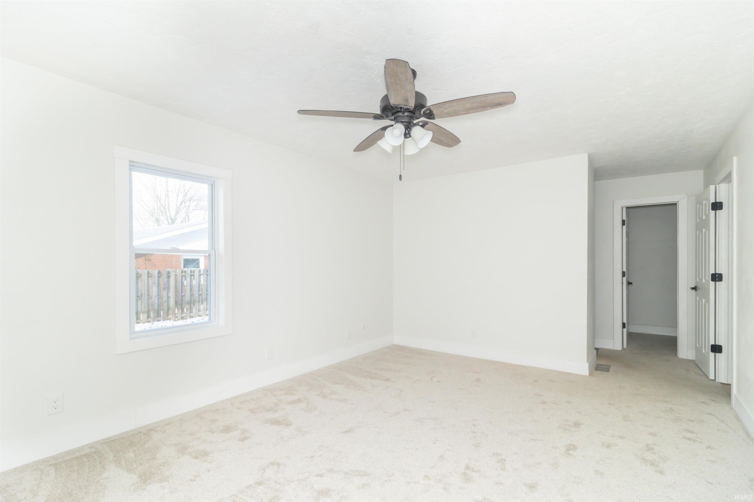 1127 Hickory Lane New Castle, IN 47362 - Photo 12 of 36